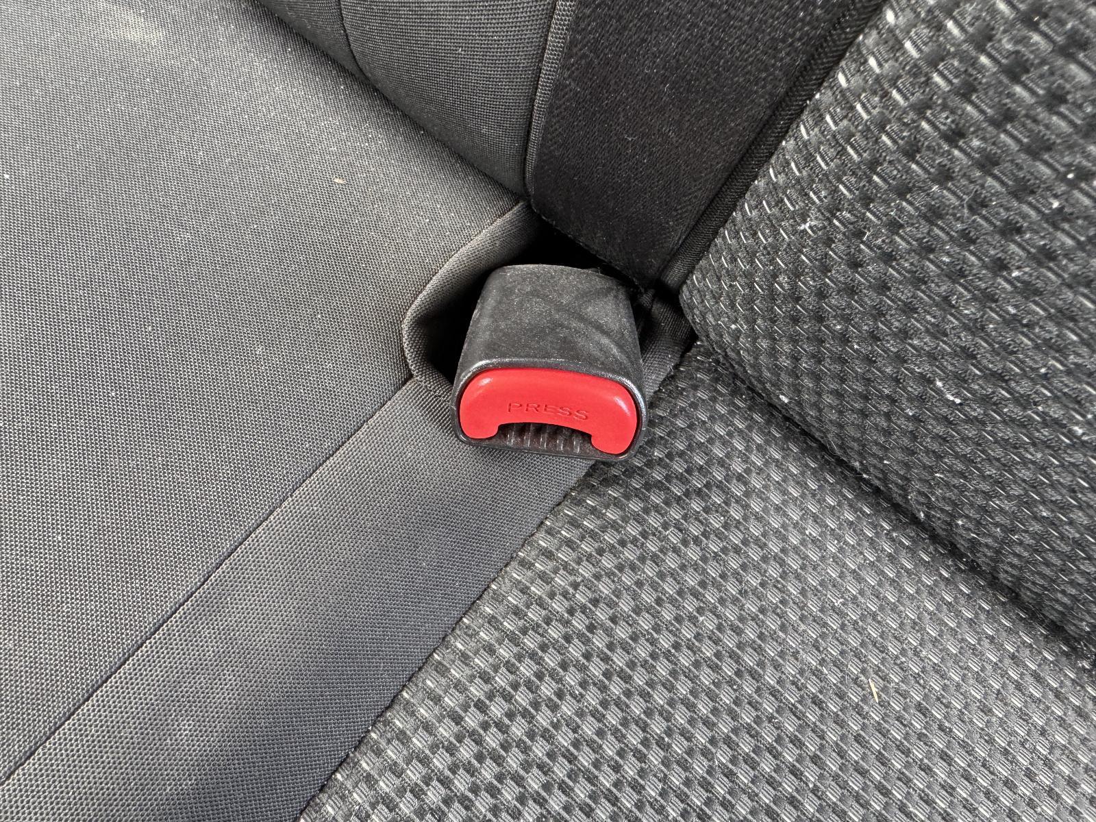 View Auto part Seatbelt/Stalk HOLDEN CAPTIVA 2012
