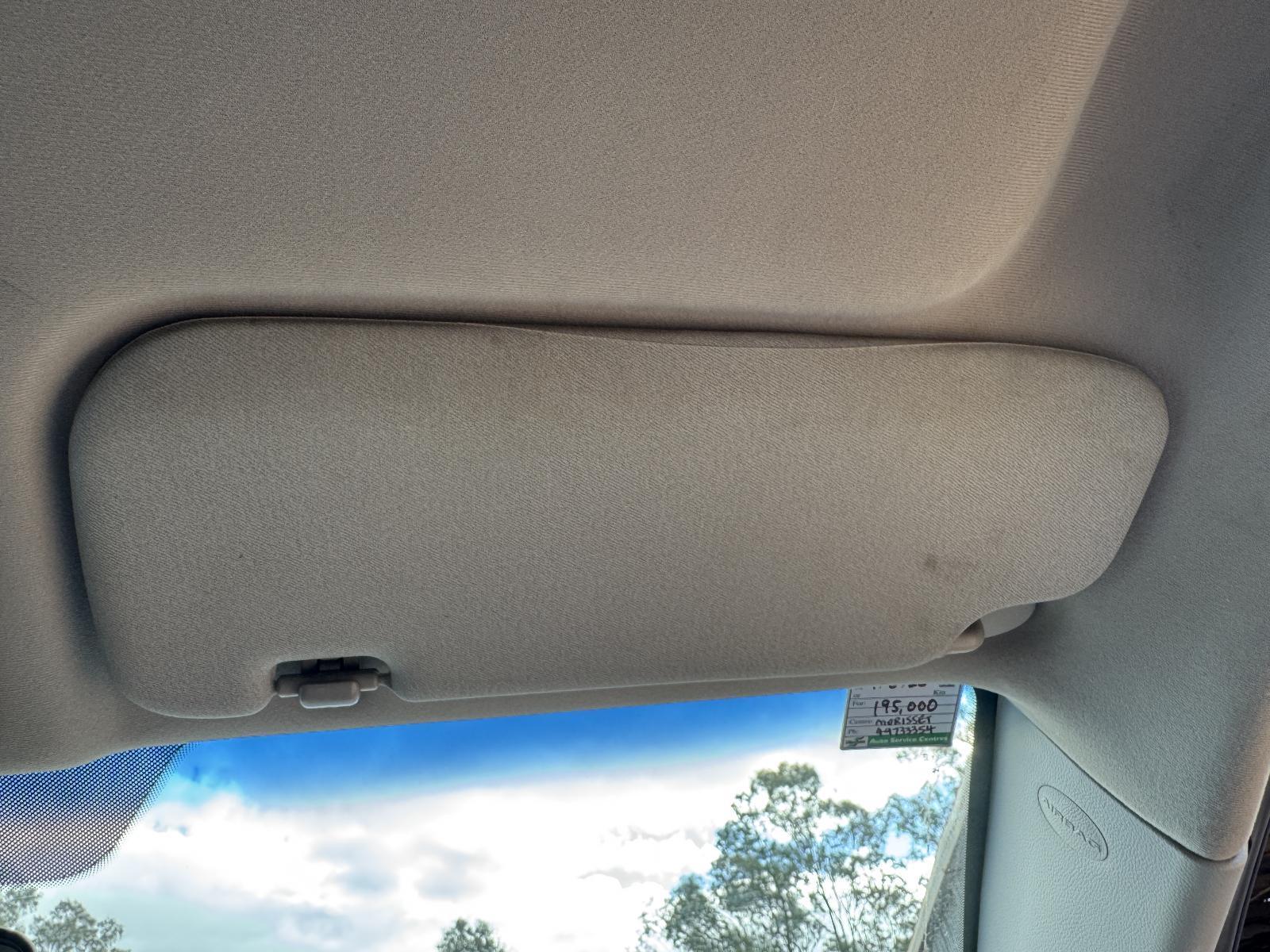 View Auto part Sunvisor HOLDEN CAPTIVA 2012