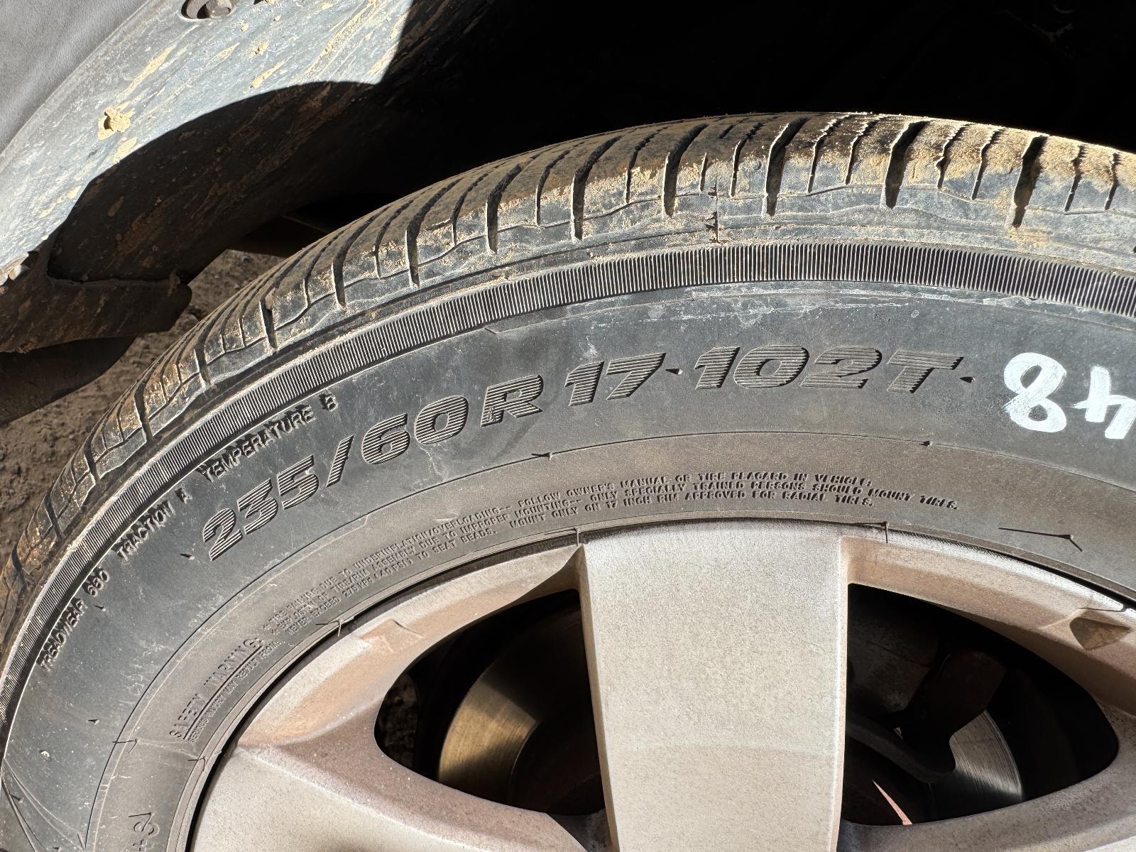 View Auto part Tyre HOLDEN CAPTIVA 2012