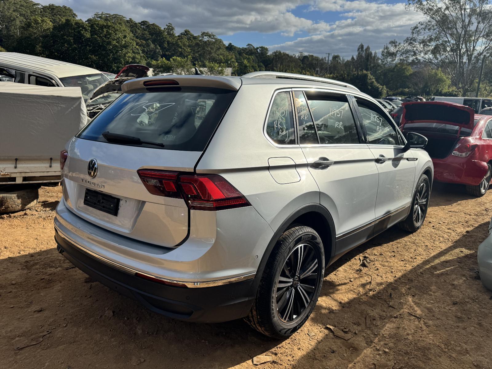 View Auto part Caliper VOLKSWAGEN TIGUAN 2022