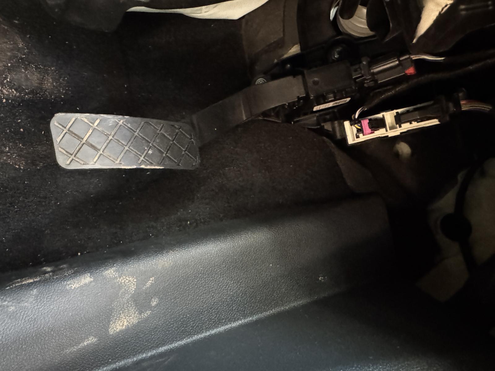 View Auto part Pedal Assembly VOLKSWAGEN TIGUAN 2022