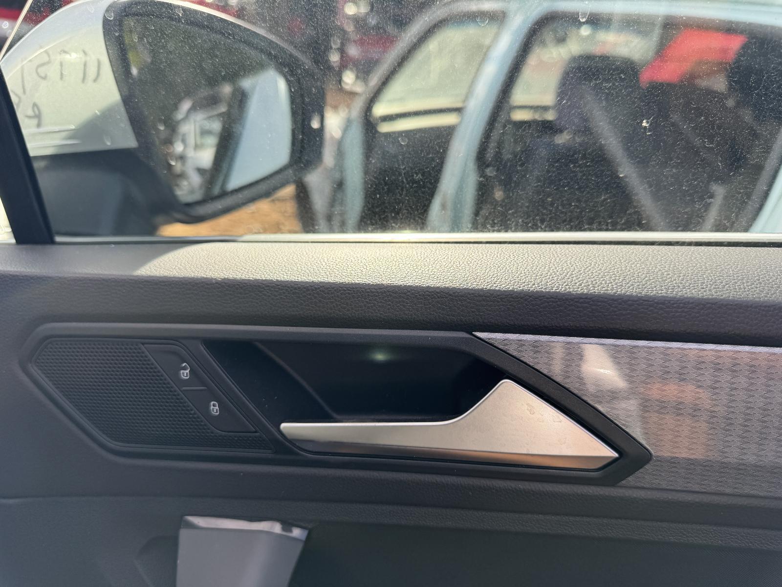 View Auto part Door Handle VOLKSWAGEN TIGUAN 2022