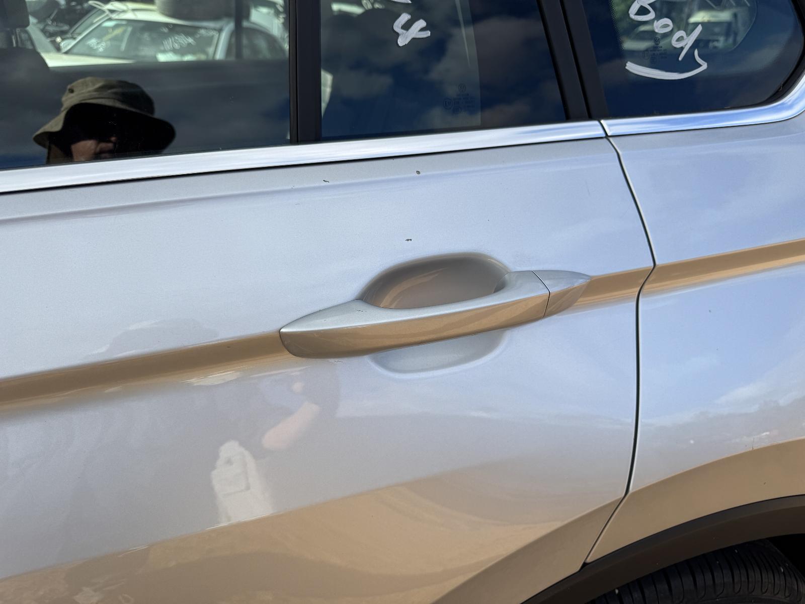 View Auto part Door Handle VOLKSWAGEN TIGUAN 2022