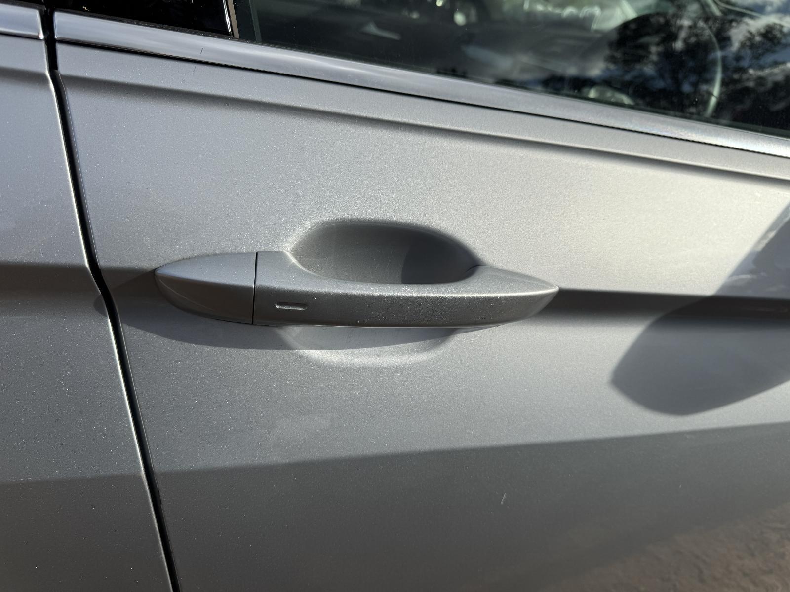 View Auto part Door Handle VOLKSWAGEN TIGUAN 2022