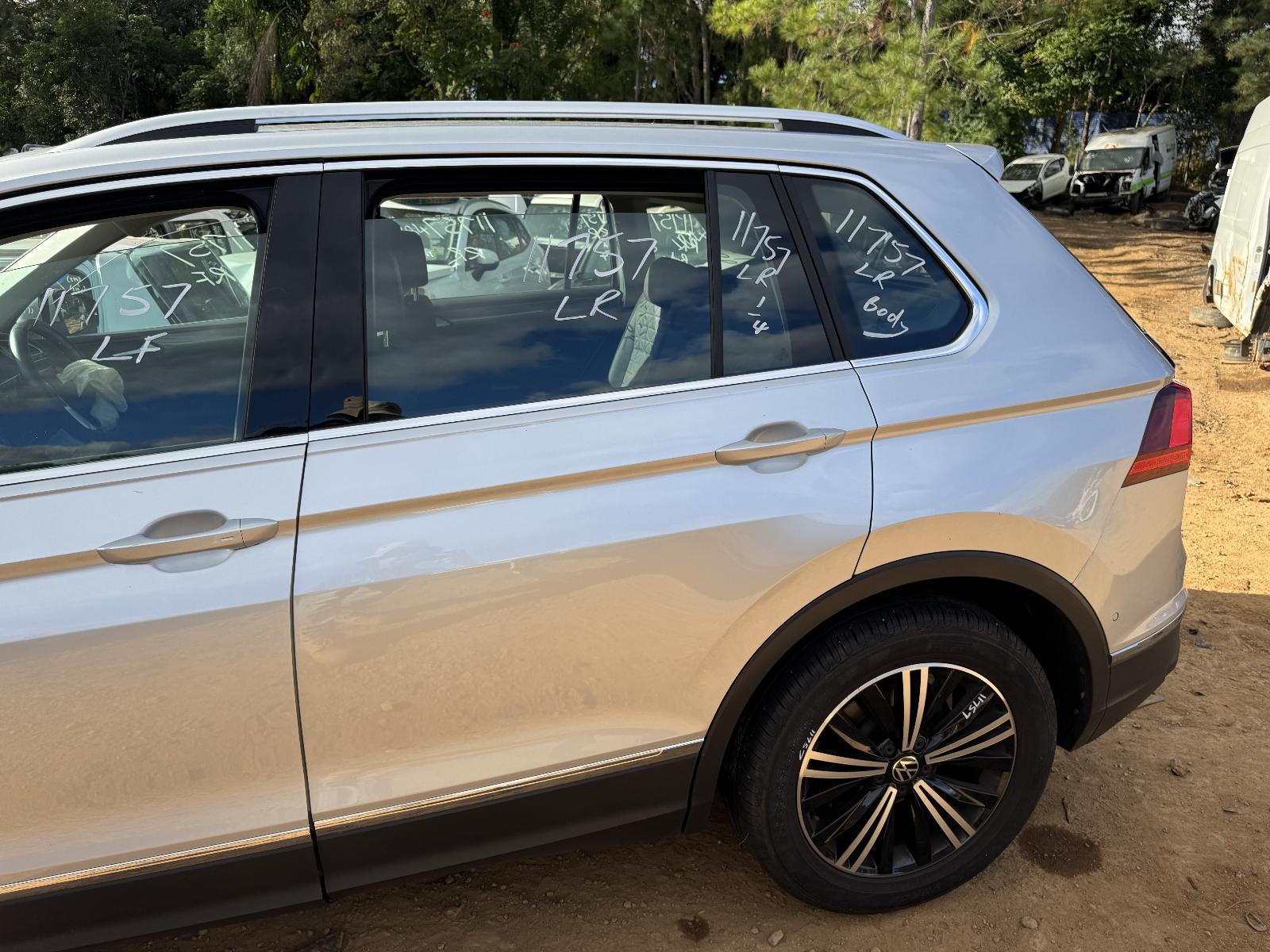 View Auto part Left Rear Door/Sliding VOLKSWAGEN TIGUAN 2022