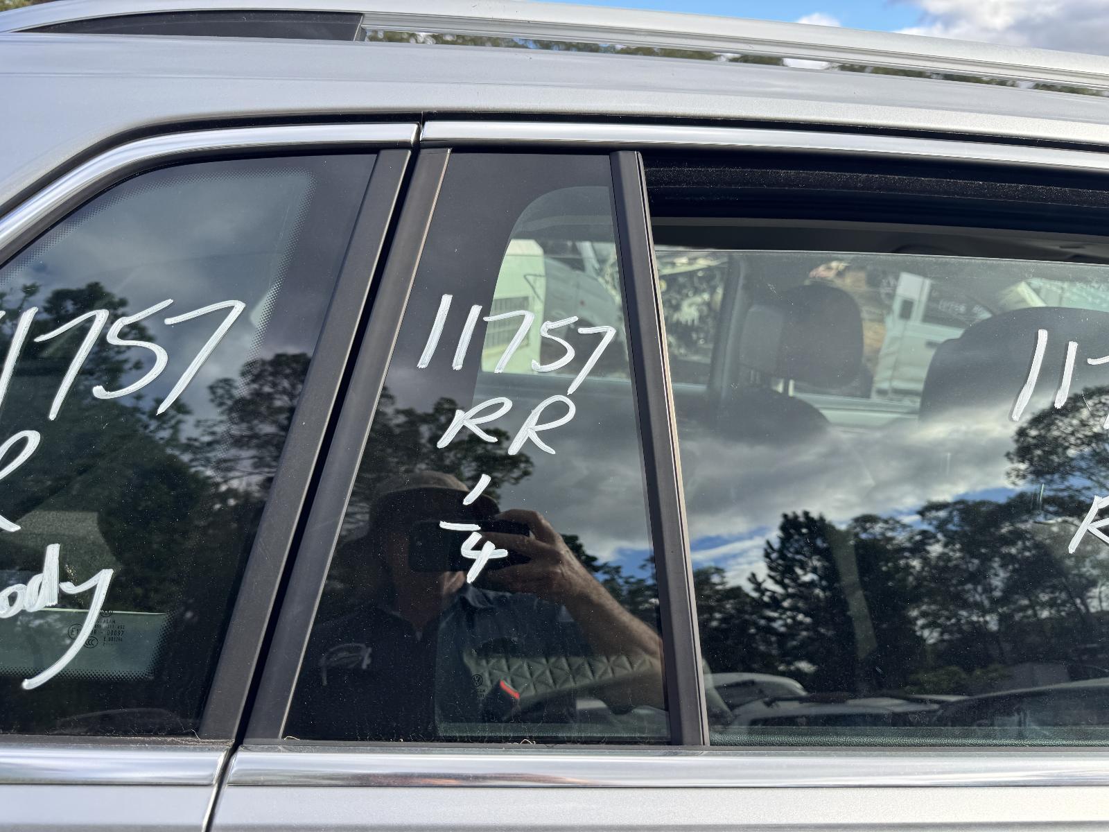 View Auto part Right Rear 1/4 Door Glass VOLKSWAGEN TIGUAN 2022
