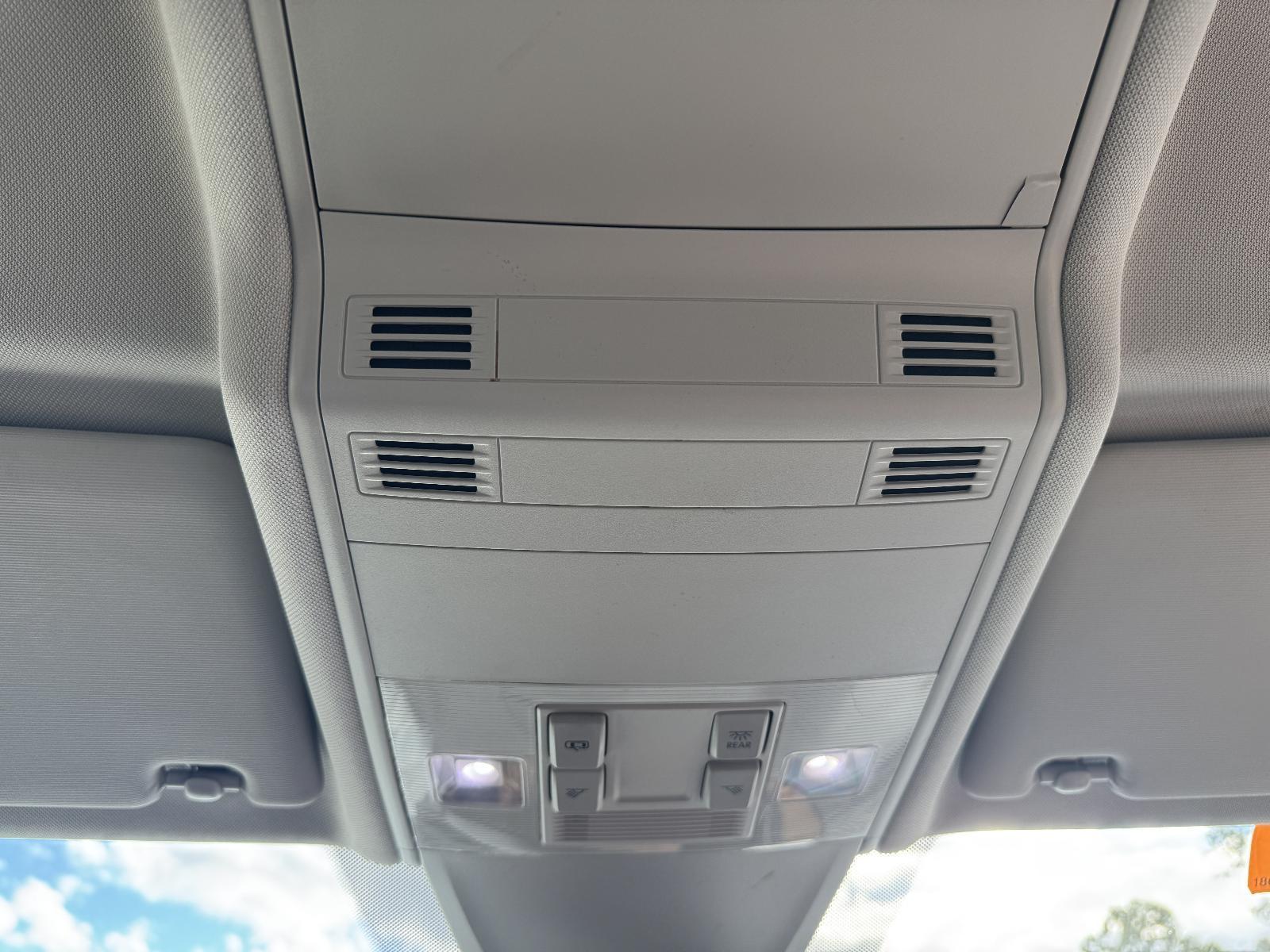 View Auto part Courtesy Light VOLKSWAGEN TIGUAN 2022