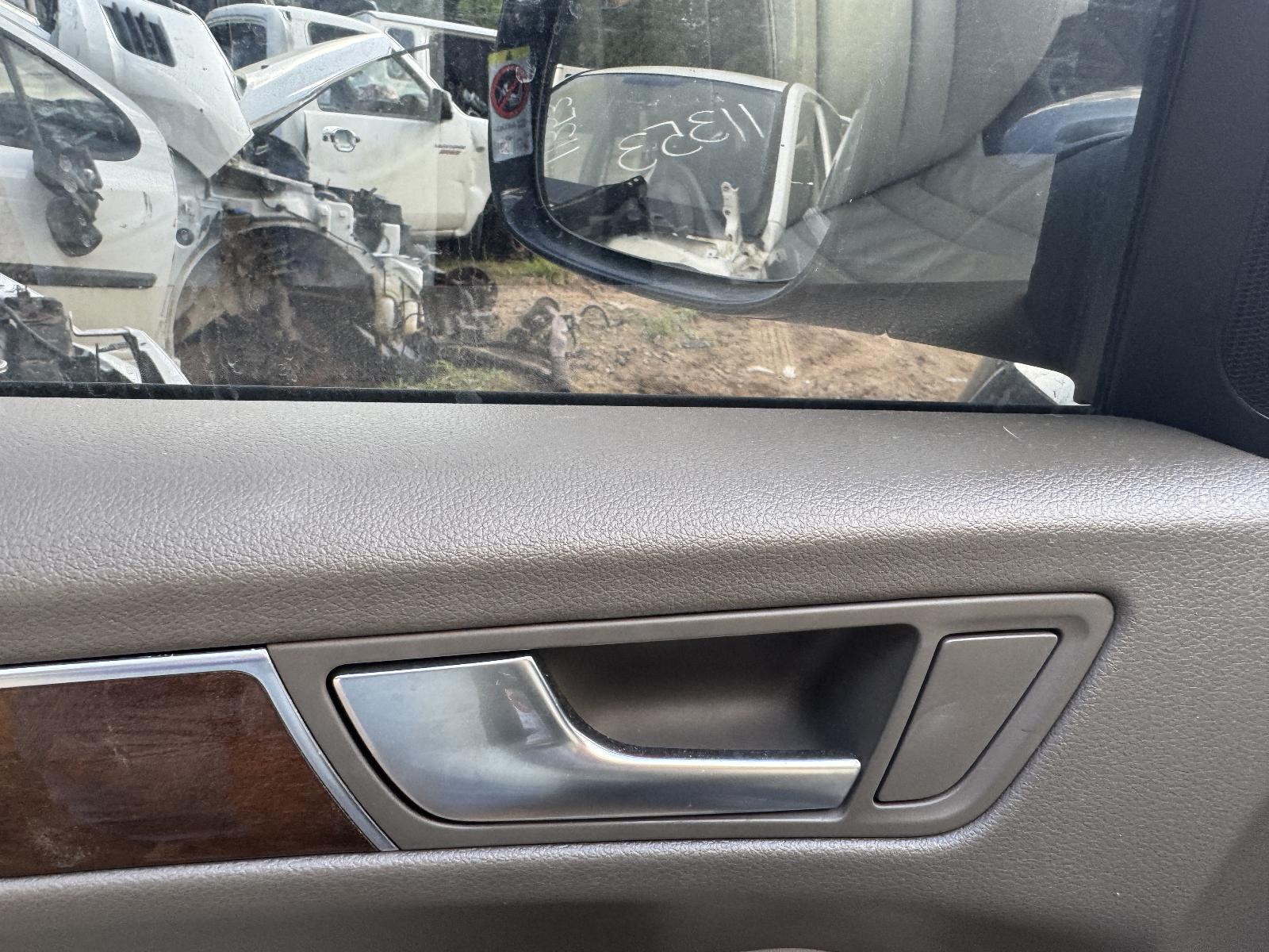 View Auto part Door Handle AUDI Q5 2011