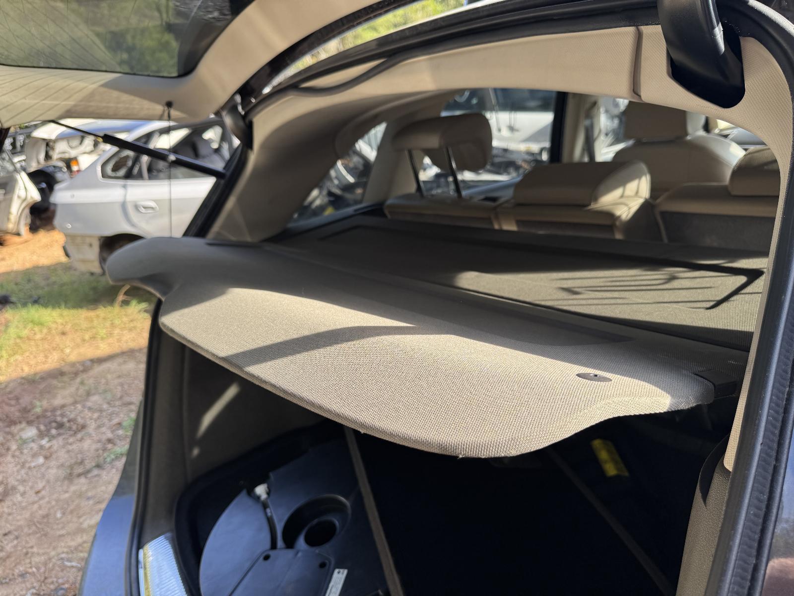 View Auto part PARCEL_SHELF_CARGO_BLIND AUDI Q5 2011