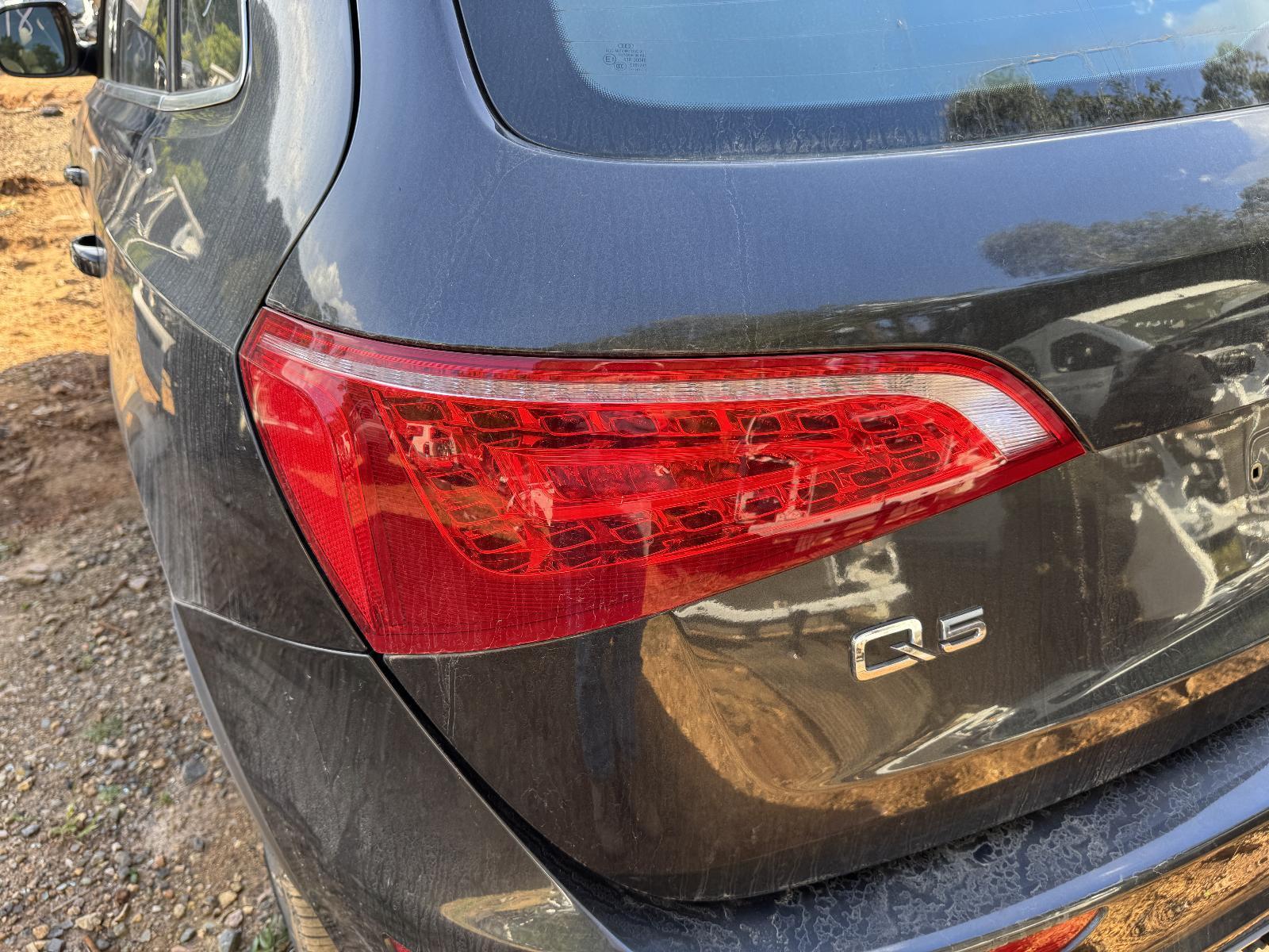 View Auto part Left Taillight AUDI Q5 2011