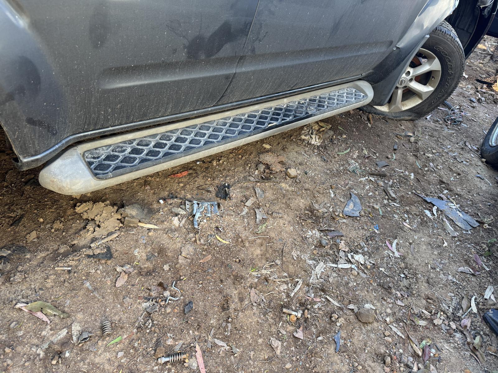 View Auto part Side Step/Skirt NISSAN PATHFINDER 2010