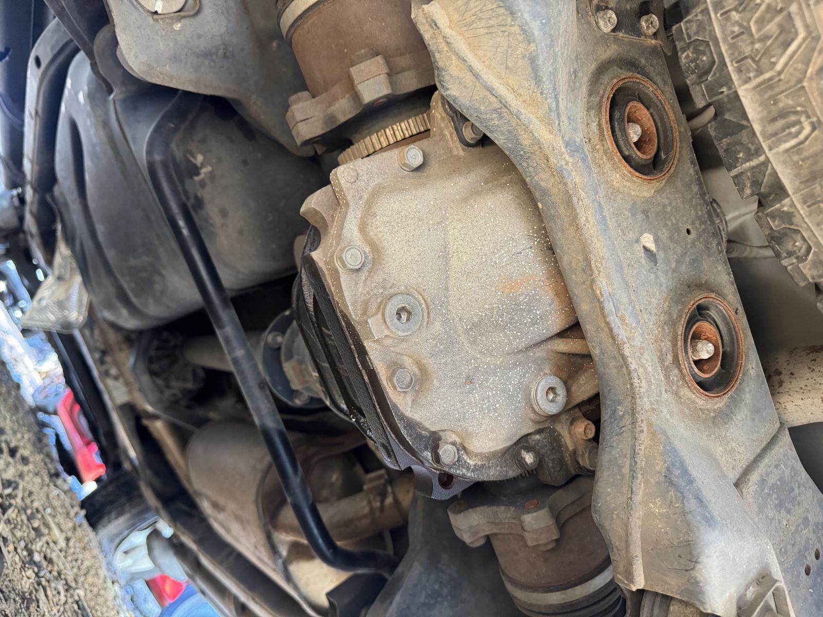 View Auto part Differential Centre NISSAN PATHFINDER 2010