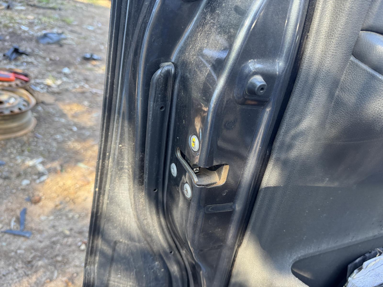 View Auto part Door/Boot/Gate Lock NISSAN PATHFINDER 2010