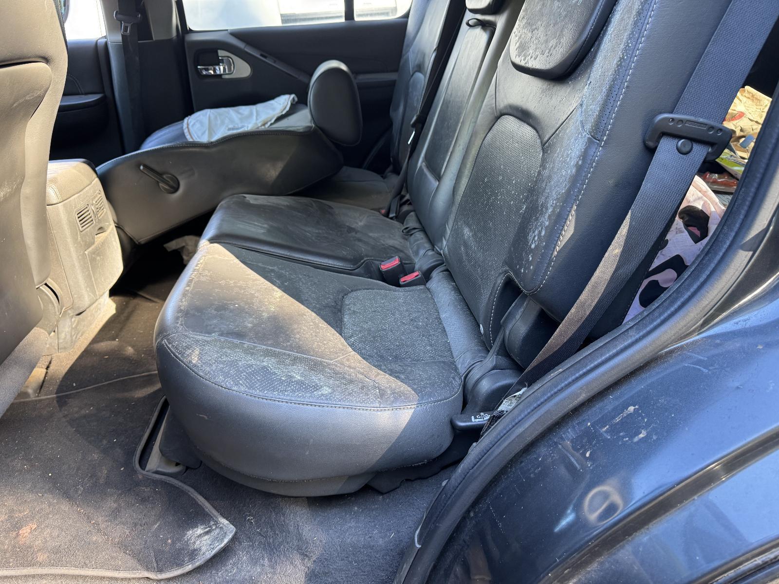 View Auto part 2nd Seat (Rear Seat) NISSAN PATHFINDER 2010