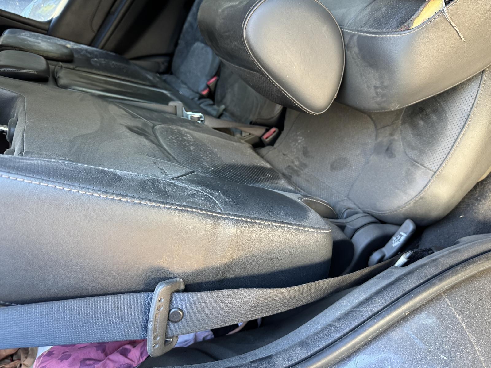 View Auto part 2nd Seat (Rear Seat) NISSAN PATHFINDER 2010