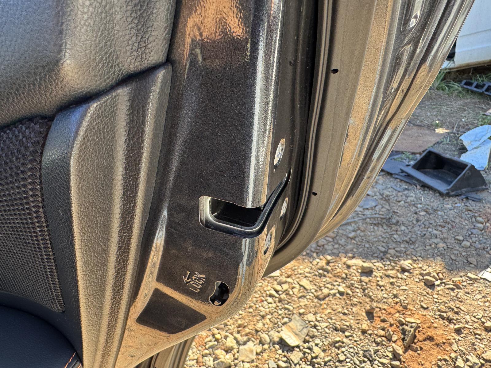 View Auto part Door/Boot/Gate Lock SUBARU XV 2016