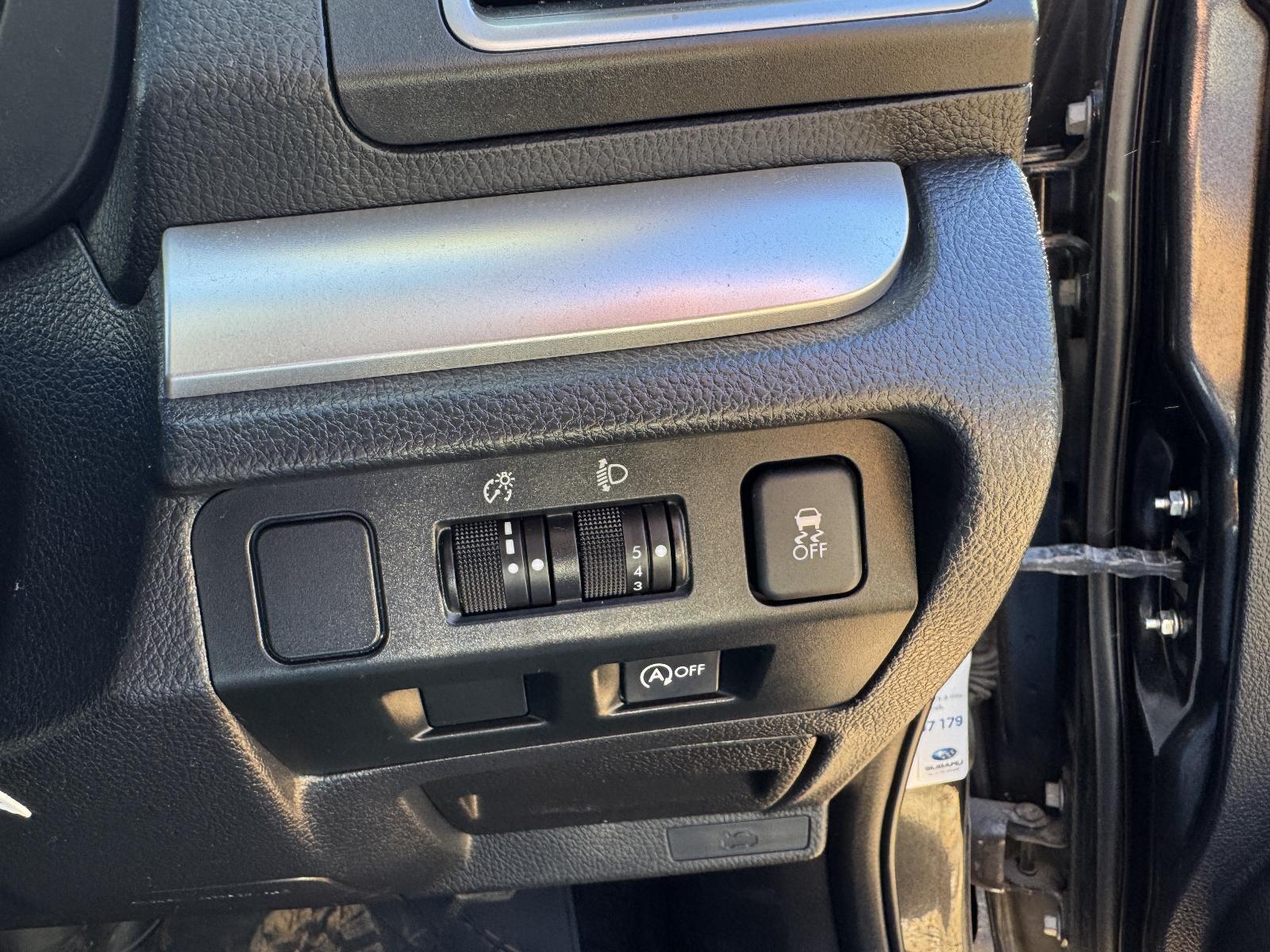 View Auto part Misc Switch/Relay SUBARU XV 2016