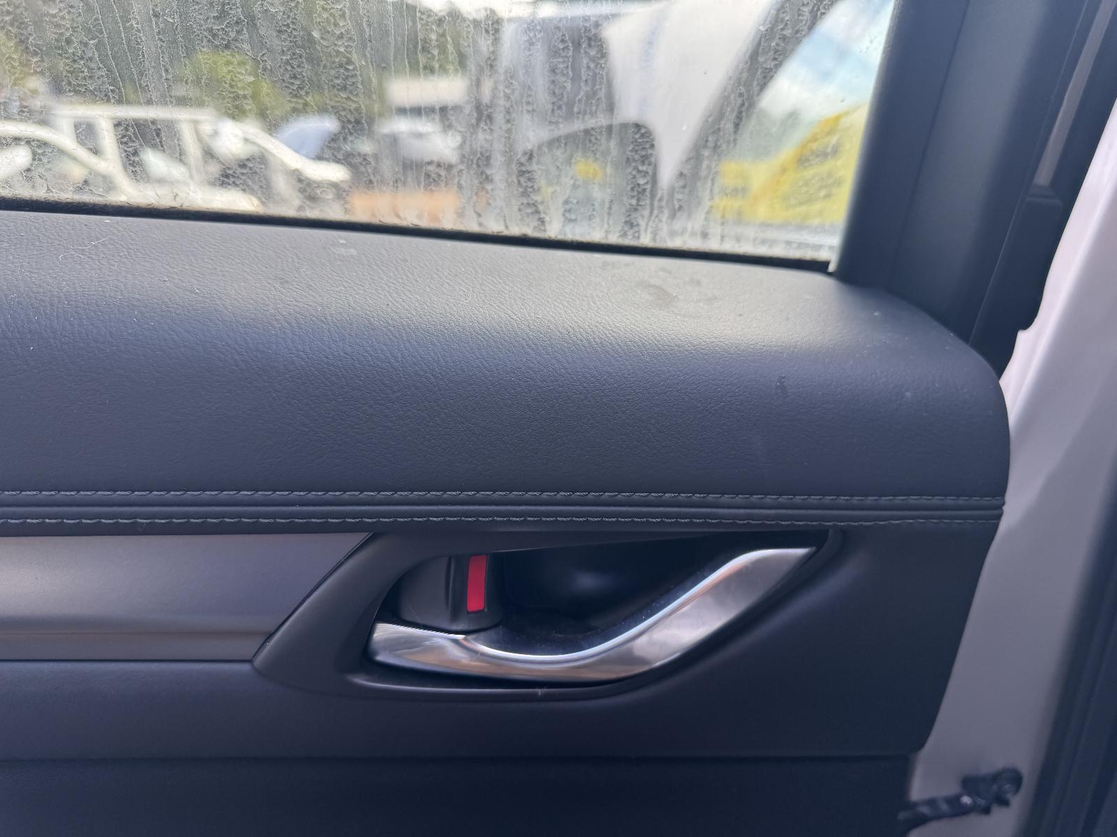 View Auto part Door Handle MAZDA CX5 2024