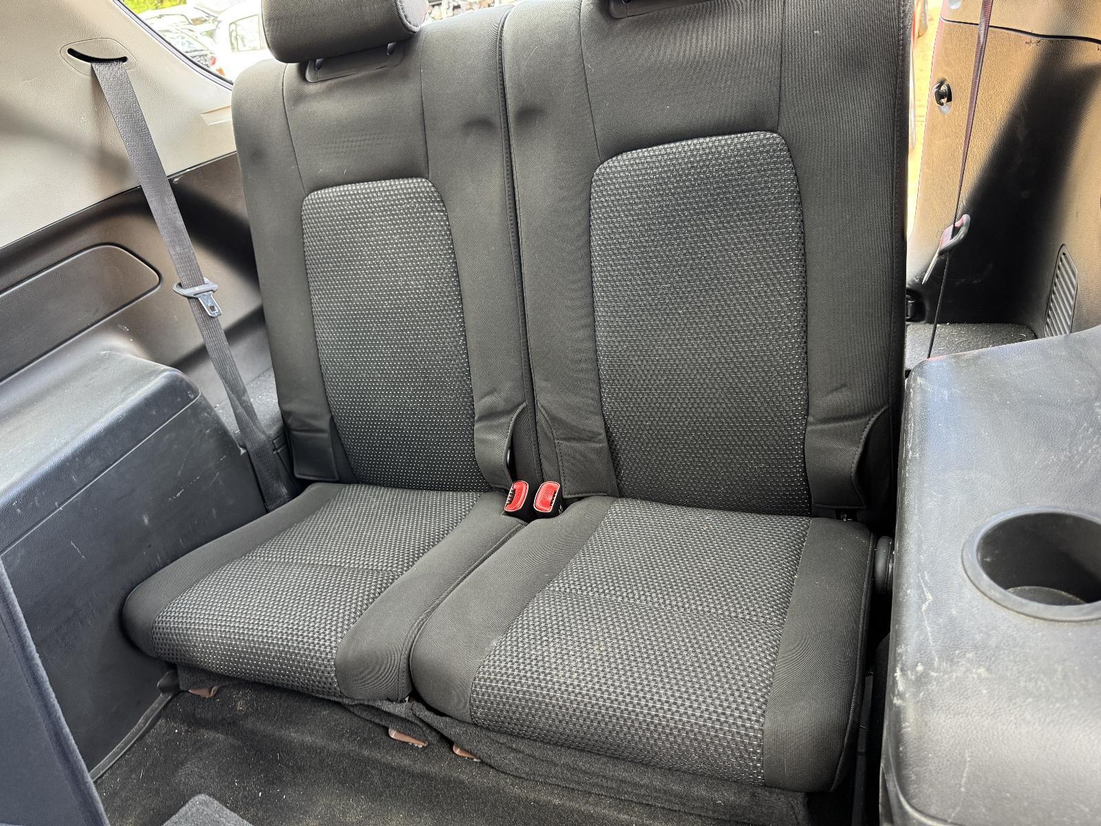 View Auto part 3rd Seat HOLDEN CAPTIVA 2012