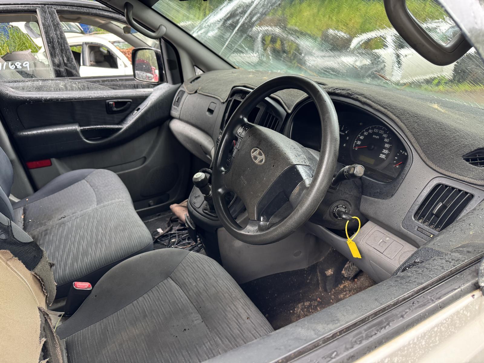 View Auto part SPEAKER HYUNDAI ILOAD/IMAX 2009