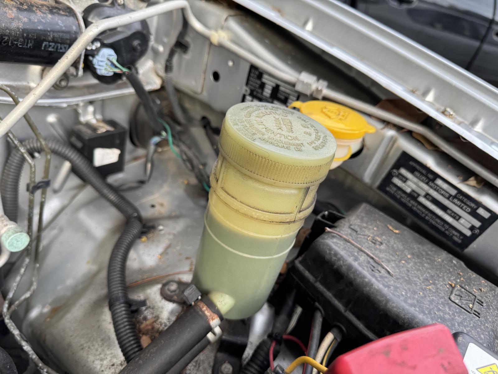 View Auto part P/S Reservoir HOLDEN RODEO 2006