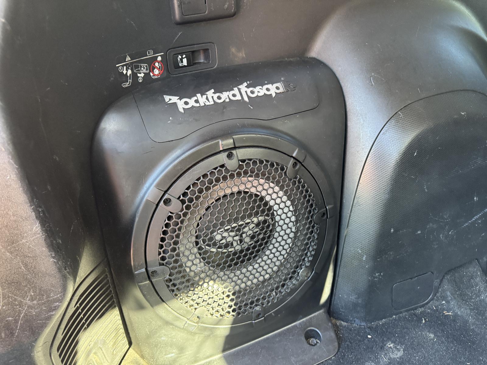 View Auto part Radio/Cd/Dvd/Sat/Tv MITSUBISHI OUTLANDER 2010