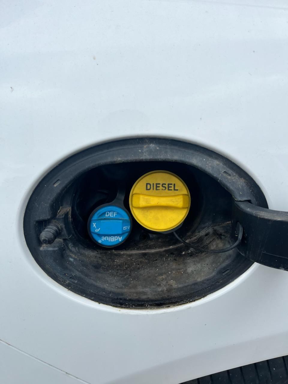 View Auto part Fuel Door / Filler JAGUAR F PACE 2016