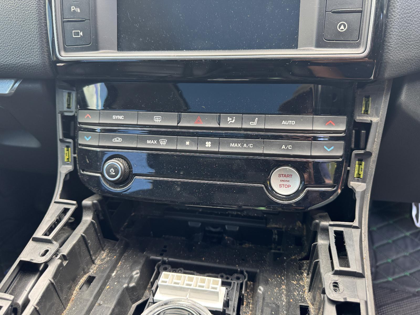 View Auto part Heater/Ac Controls JAGUAR F PACE 2016