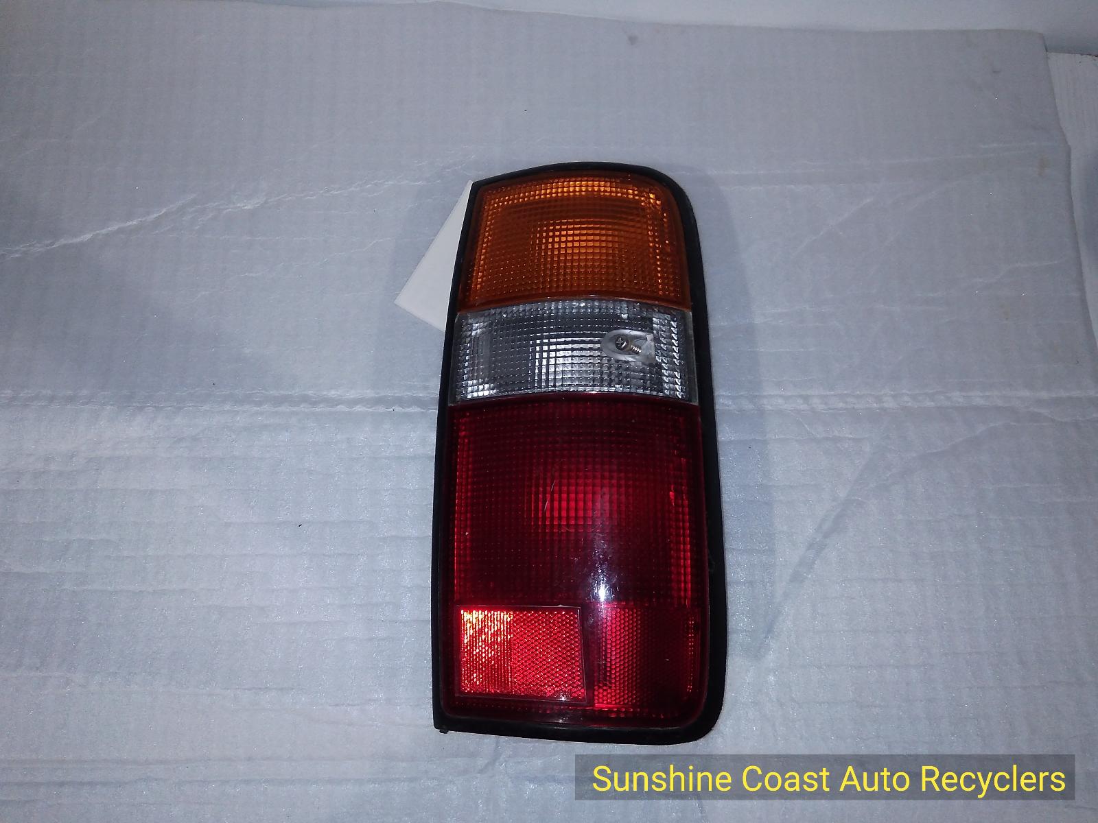 View Auto part Right Taillight TOYOTA LANDCRUISER 1992