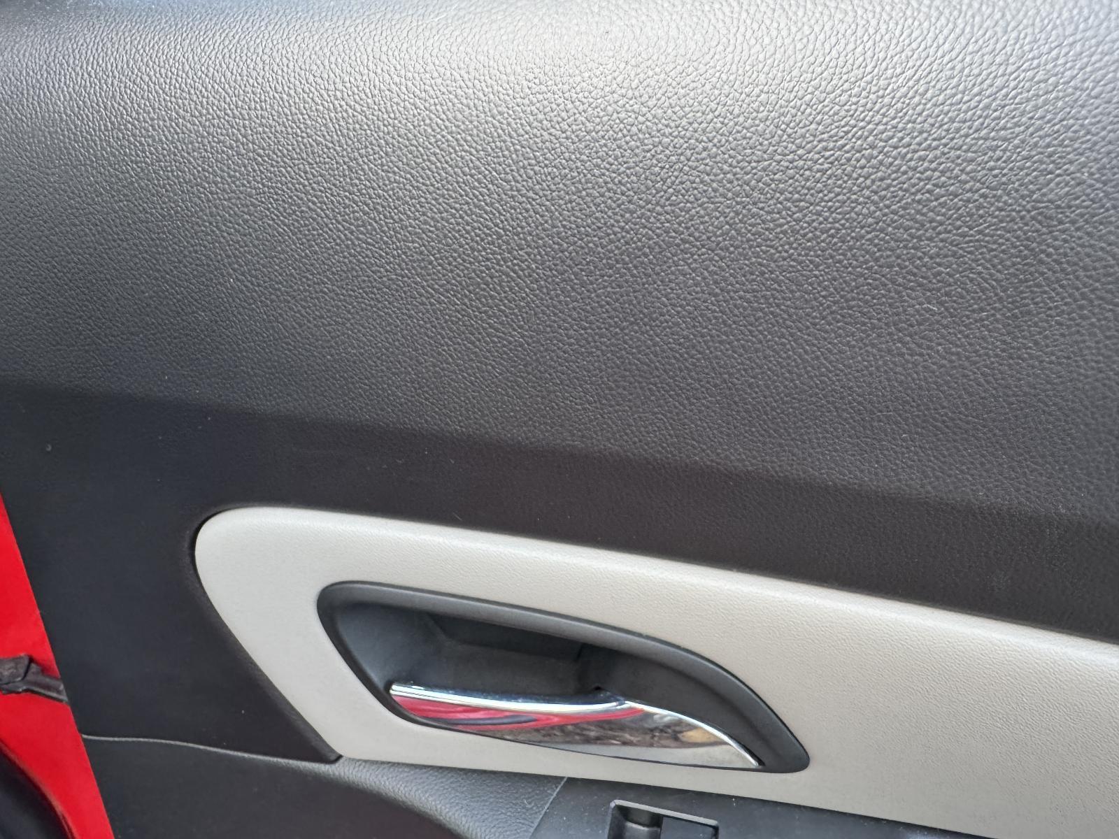 View Auto part Door Handle HOLDEN CRUZE 2016