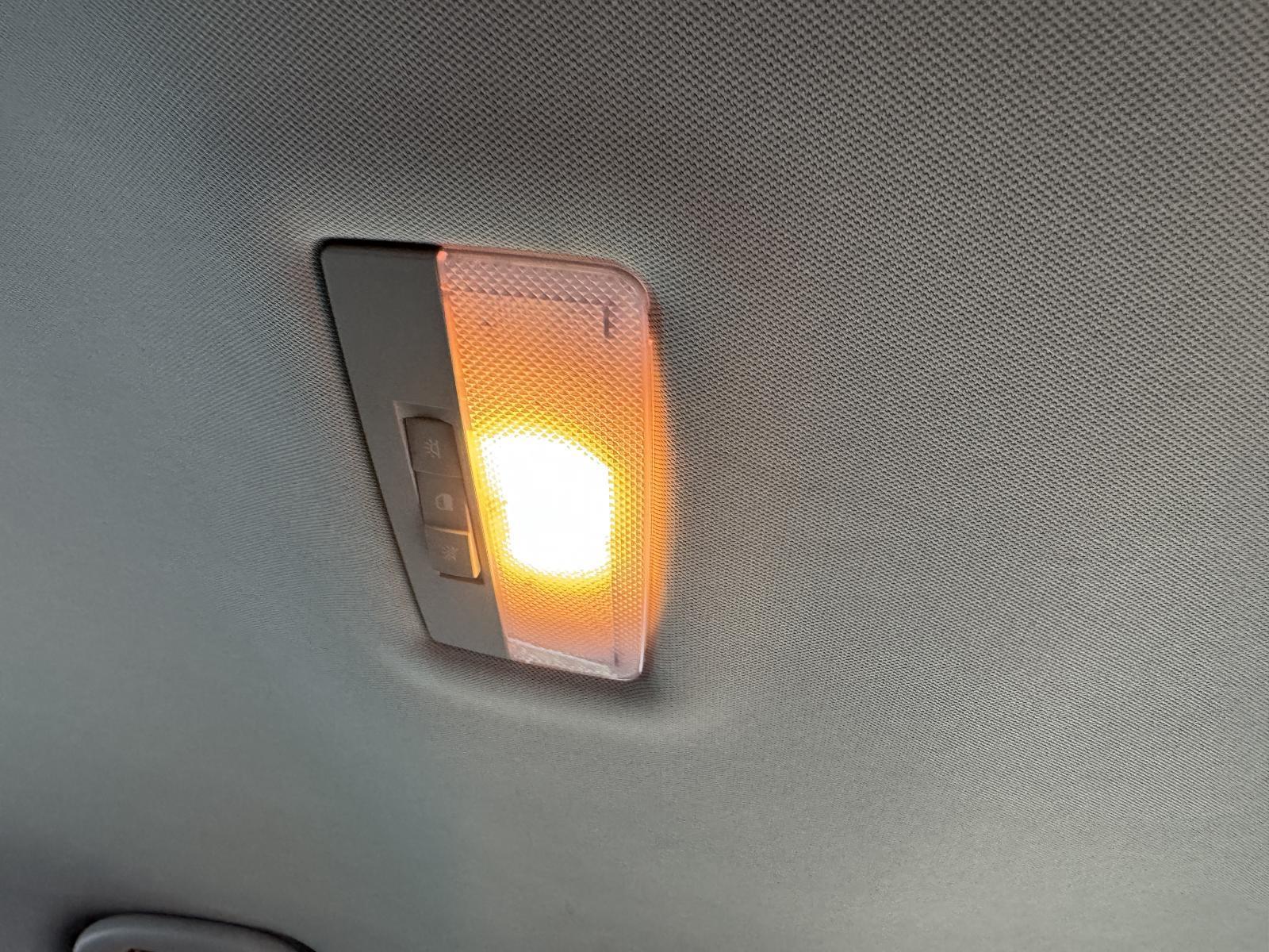 View Auto part Courtesy Light HOLDEN CRUZE 2016