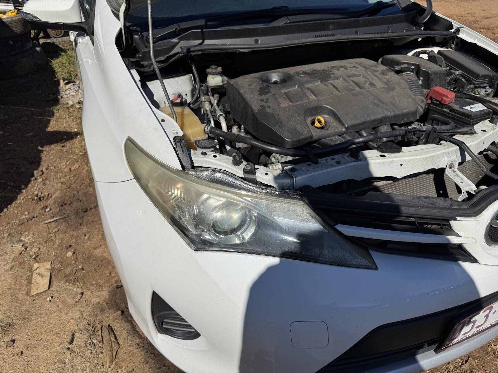 View Auto part Right Headlamp TOYOTA COROLLA 2014