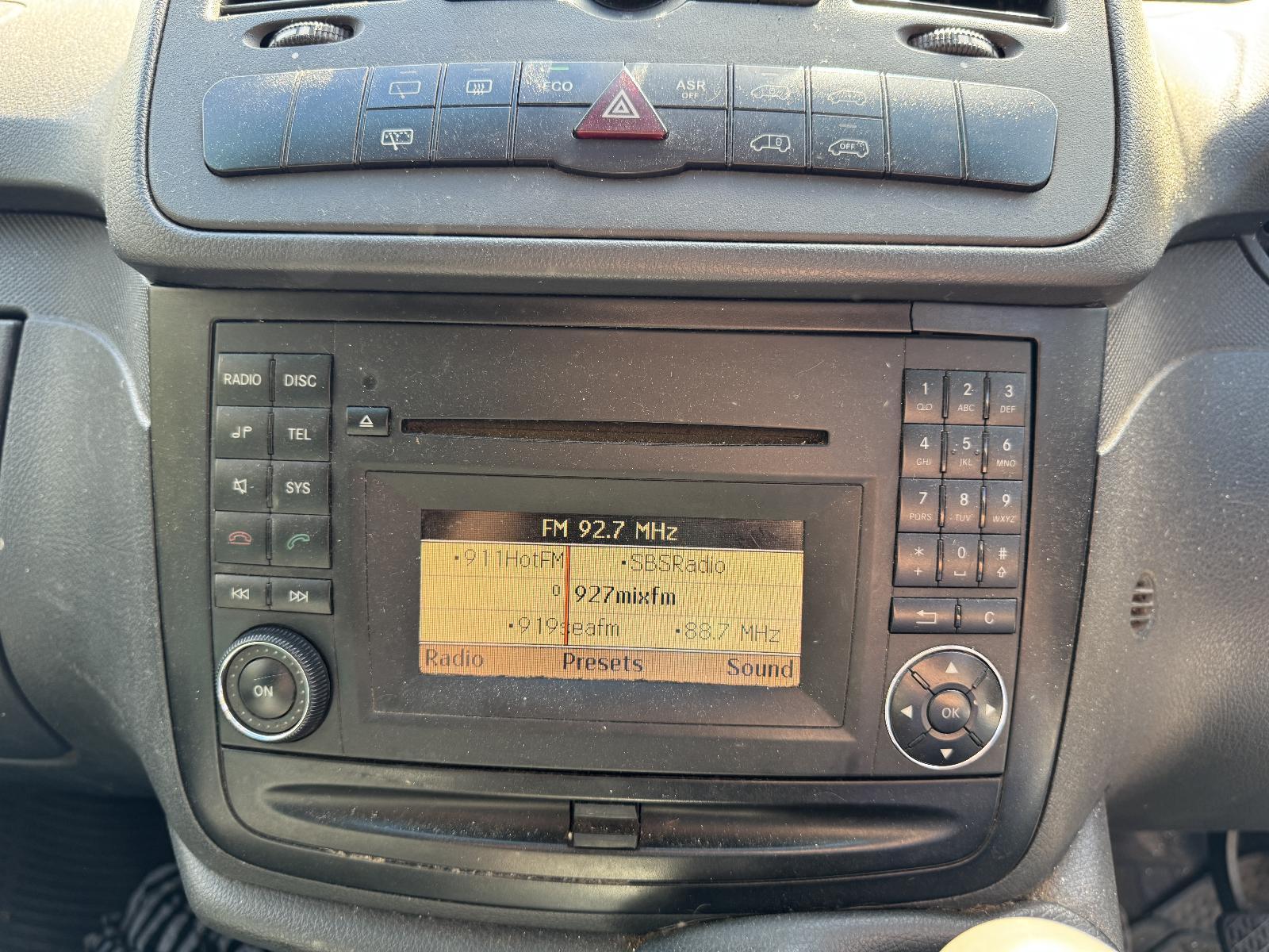 View Auto part Radio/Cd/Dvd/Sat/Tv MERCEDES VITO 2013