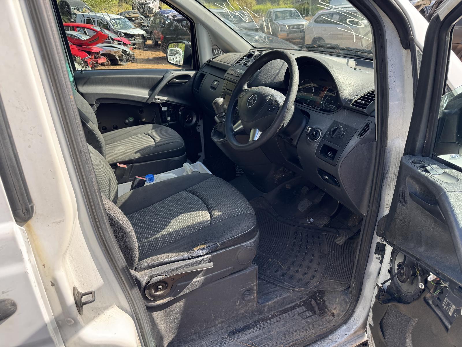 View Auto part Fuse Box MERCEDES VITO 2013