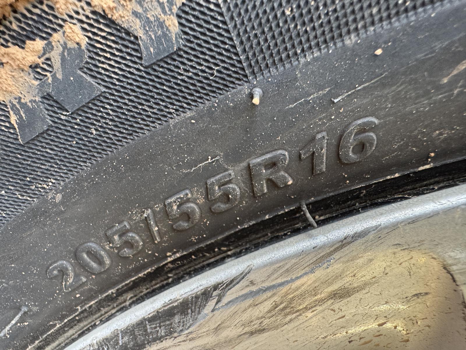 View Auto part Tyre KIA CERATO 2020