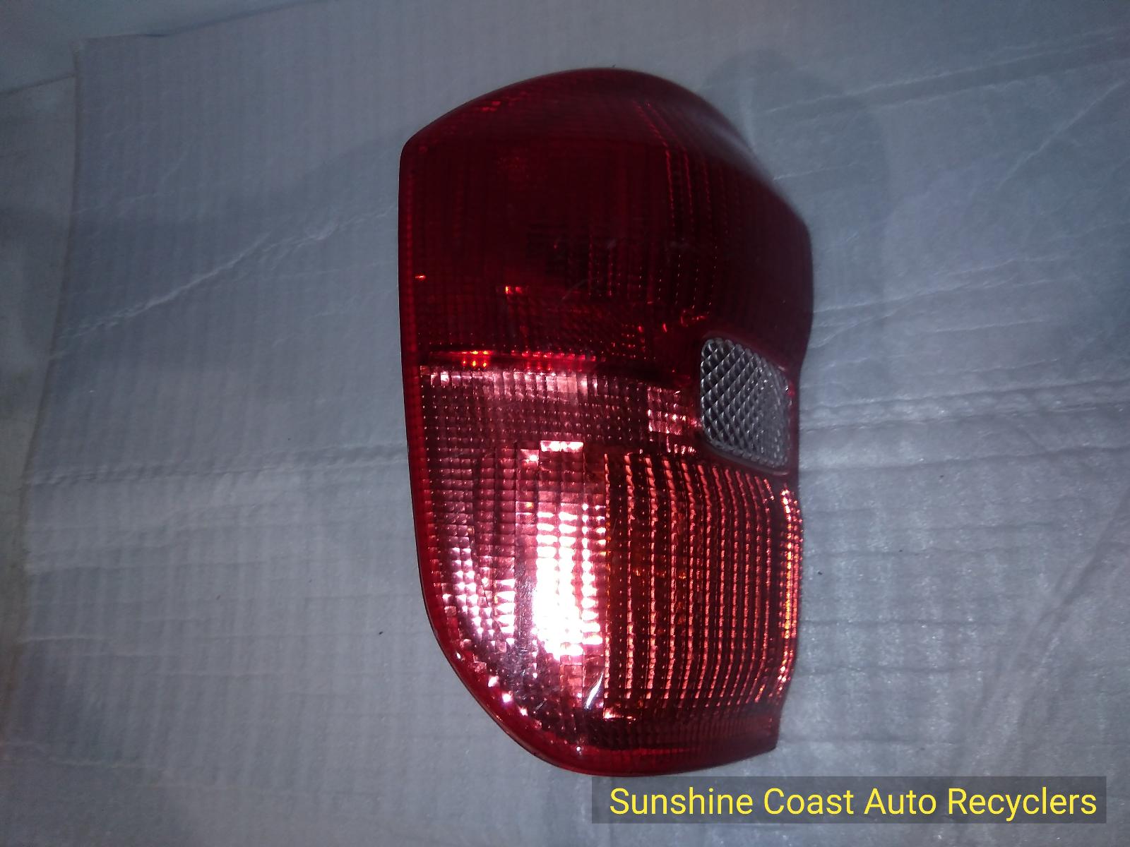 View Auto part Left Taillight TOYOTA RAV4 2002