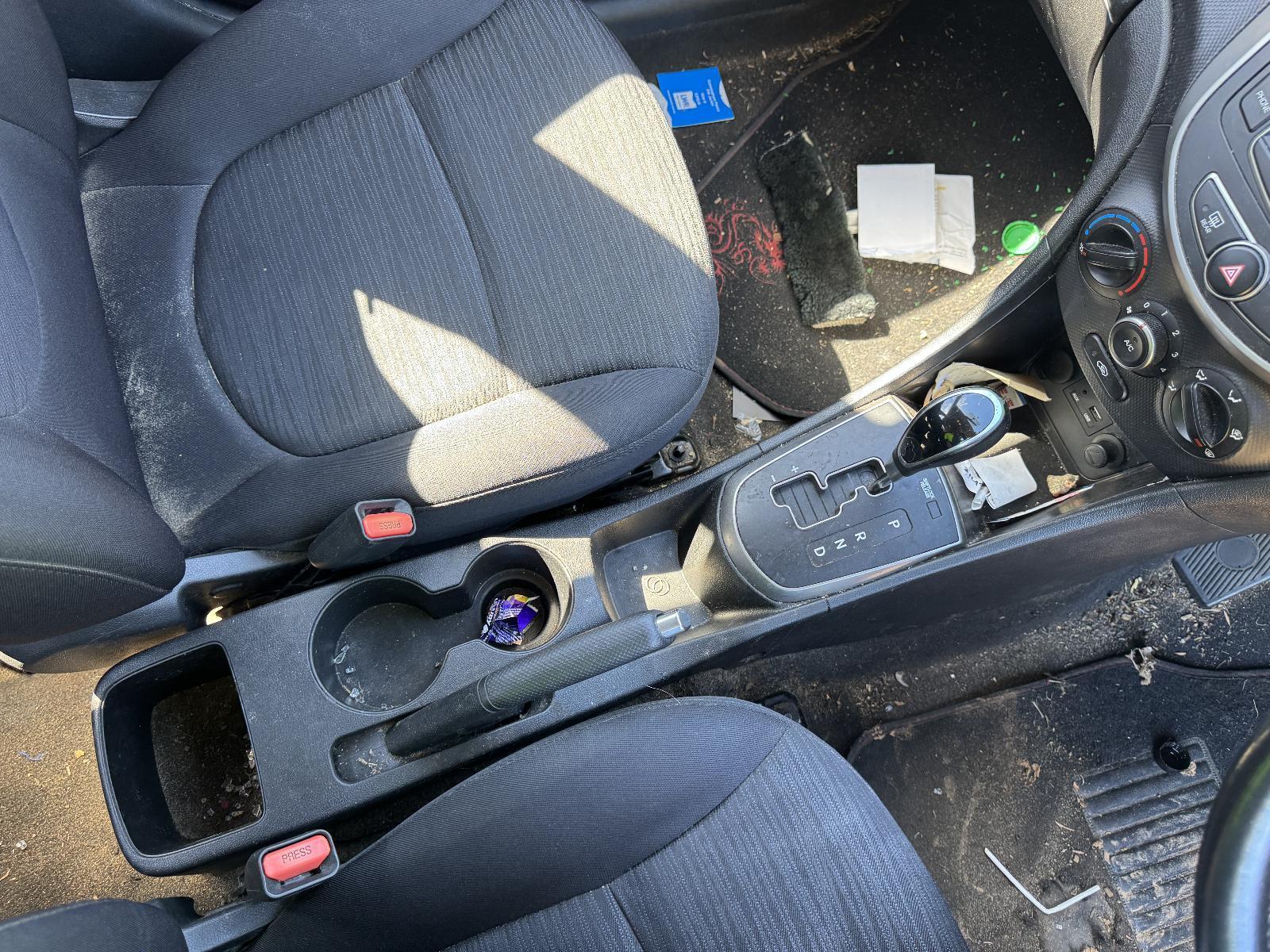 View Auto part Console HYUNDAI ACCENT 2017