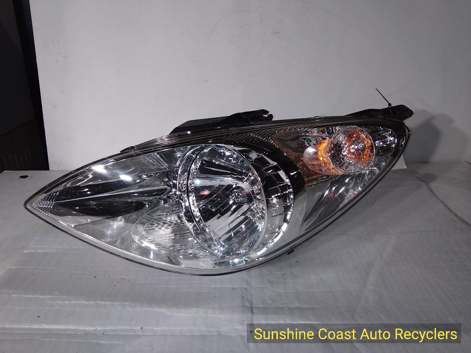 View Auto part Left Headlamp HYUNDAI I20 2011