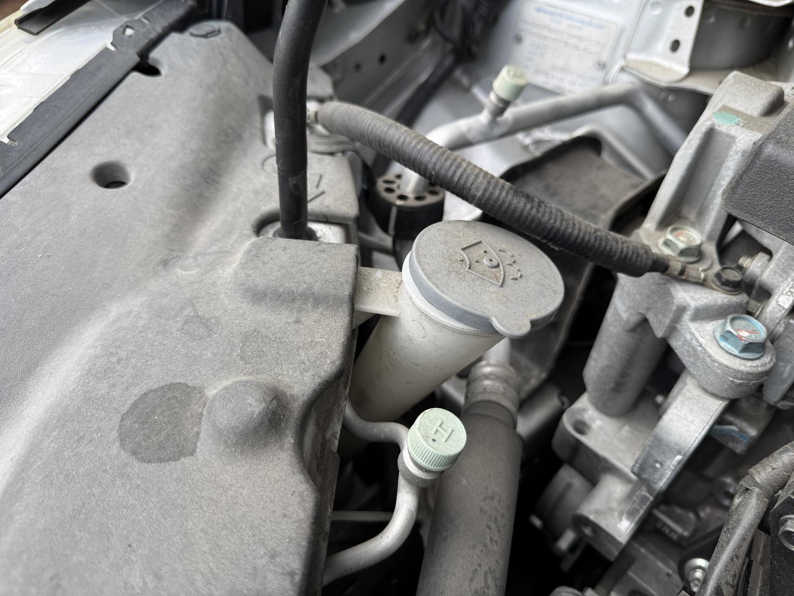 View Auto part Washer Bottle NISSAN PULSAR 2015