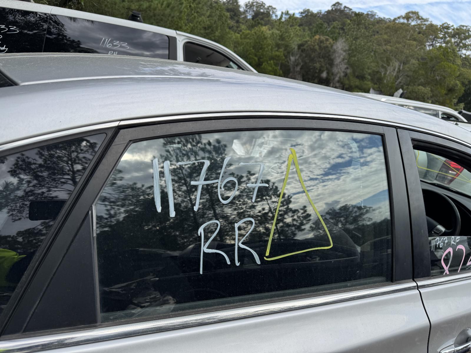 View Auto part Right Rear Door Window NISSAN PULSAR 2015