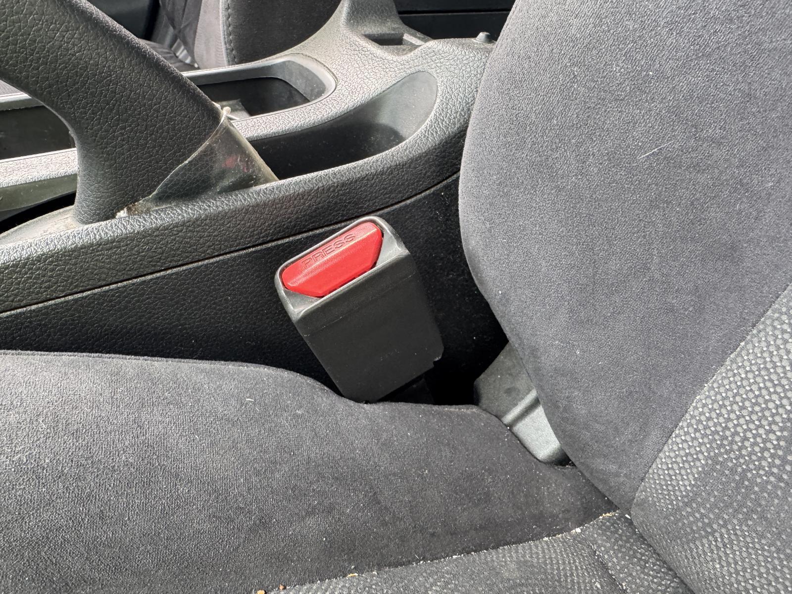 View Auto part Seatbelt/Stalk NISSAN PULSAR 2015
