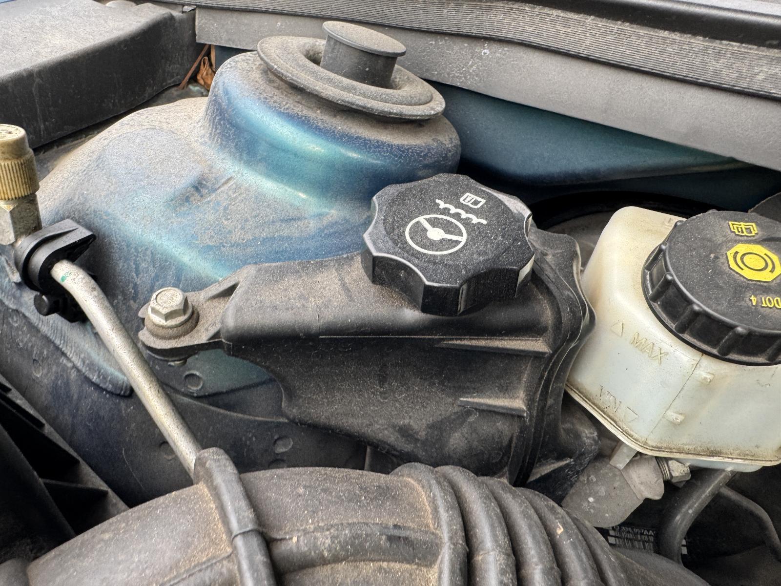 View Auto part P/S Reservoir HOLDEN CRUZE 2012
