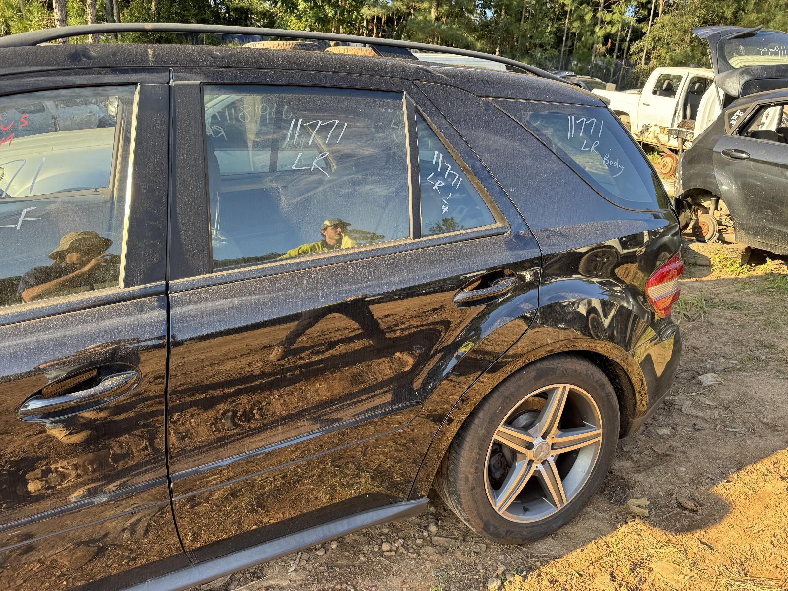 View Auto part Left Rear Door/Sliding MERCEDES M CLASS 2008