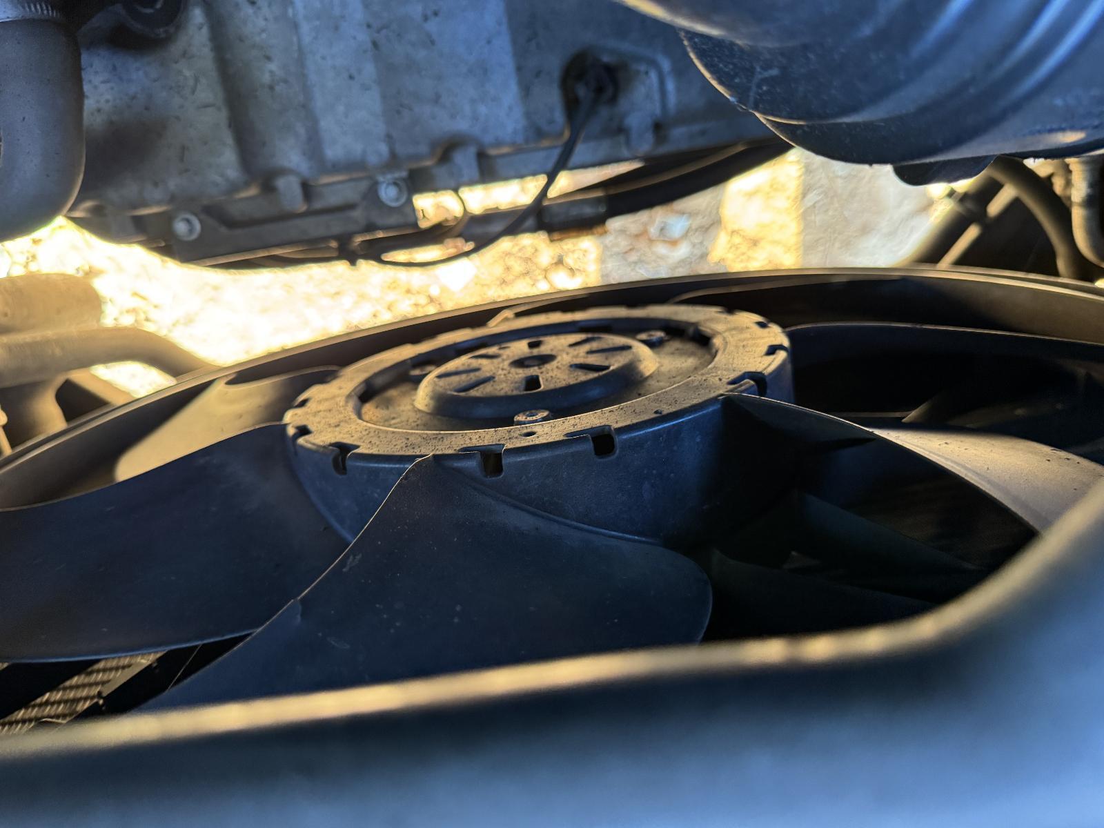 View Auto part Fan MERCEDES M CLASS 2008