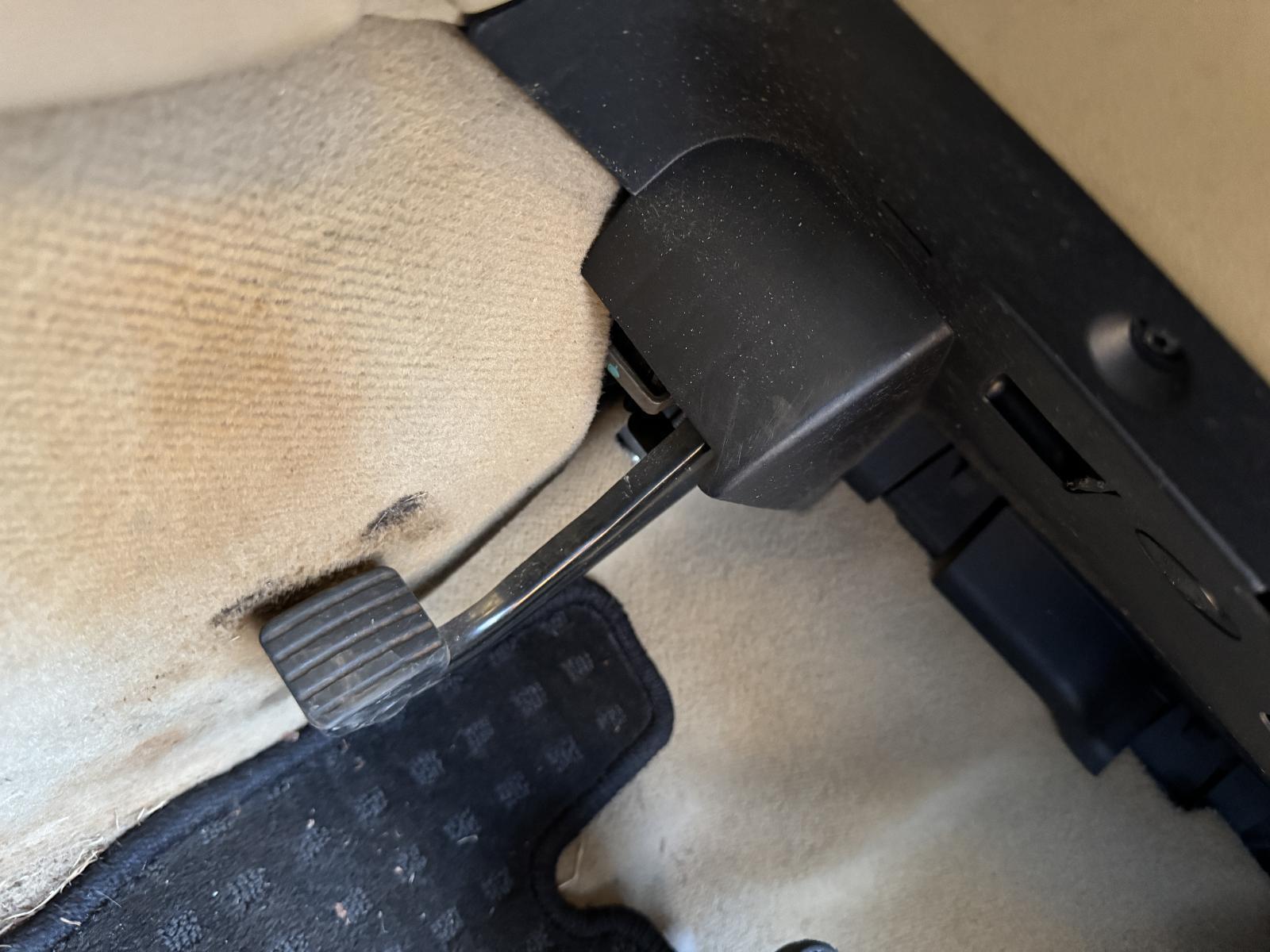 View Auto part Handbrake Lever MERCEDES M CLASS 2008