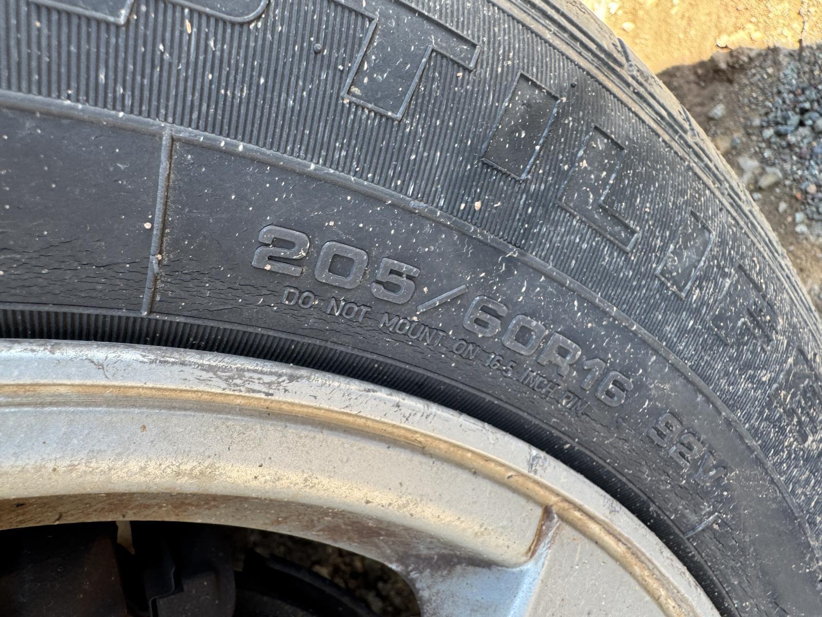 View Auto part Tyre HOLDEN CRUZE 2010