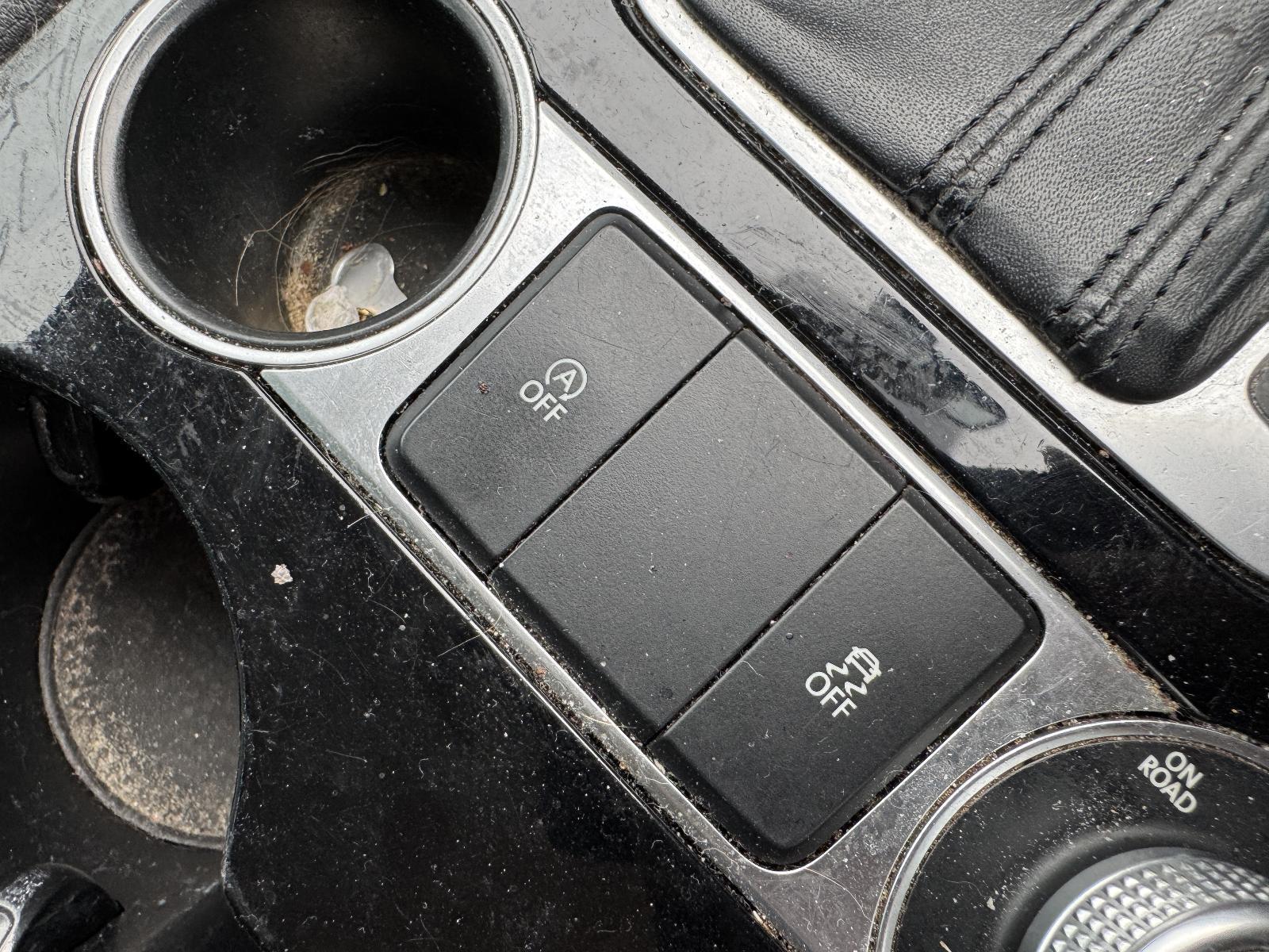View Auto part Misc Switch/Relay VOLKSWAGEN TOUAREG 2016