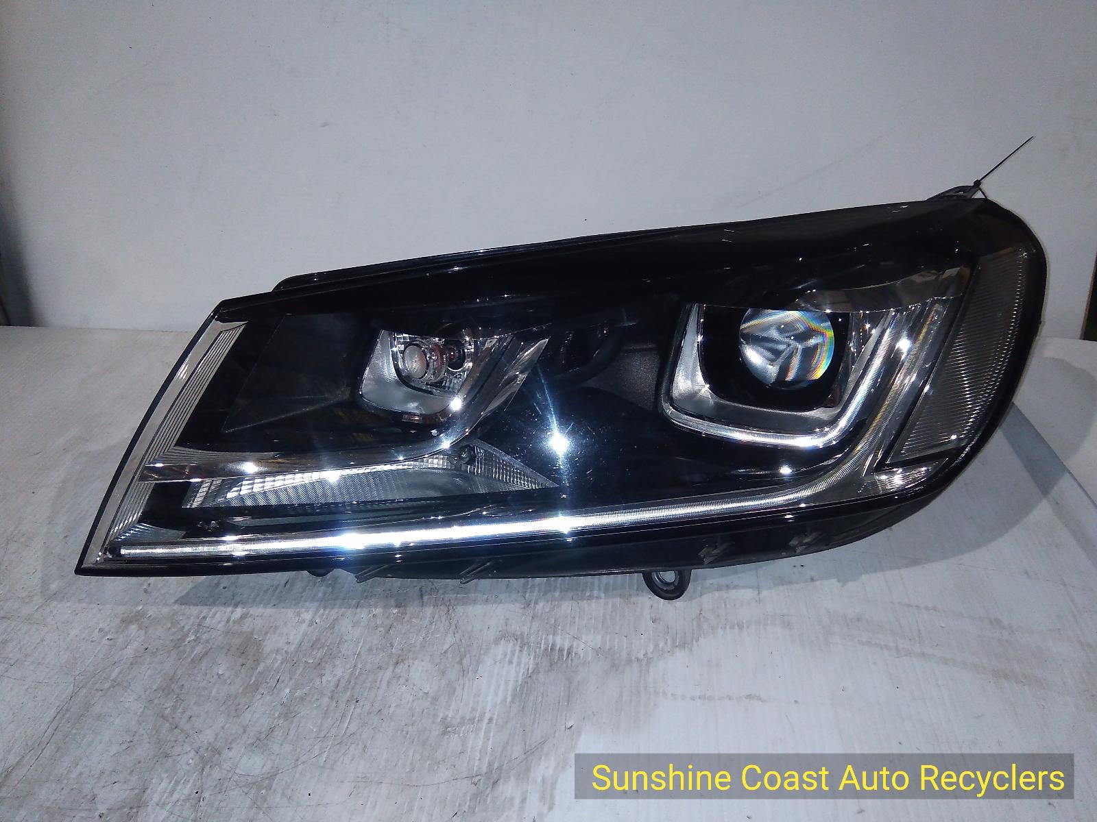 View Auto part Left Headlamp VOLKSWAGEN TOUAREG 2016