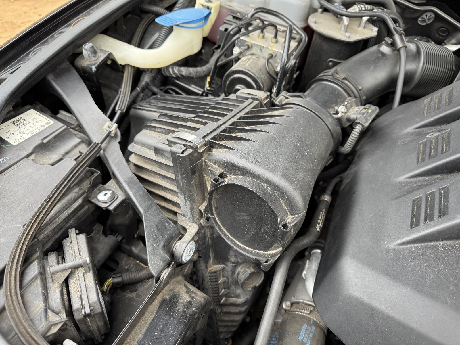 View Auto part Air Cleaner/Box VOLKSWAGEN TOUAREG 2016