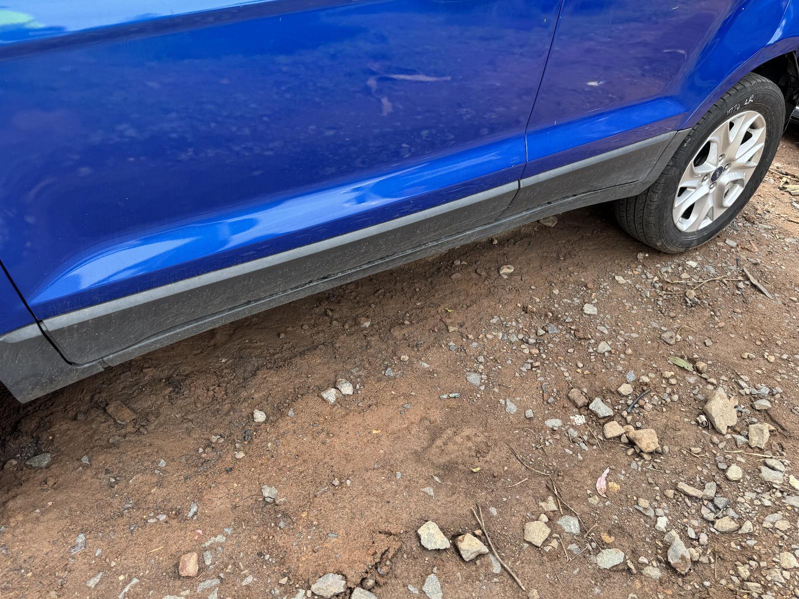 View Auto part Side Step/Skirt FORD ECOSPORT 2015